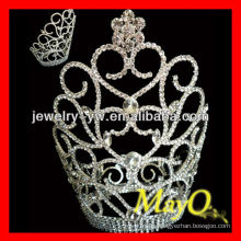 Hermosa flor pequeña corona de diamantes de diseño para las niñas